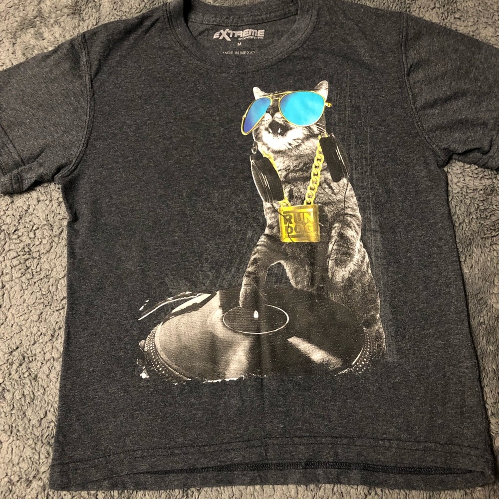 Cat Graphic tee